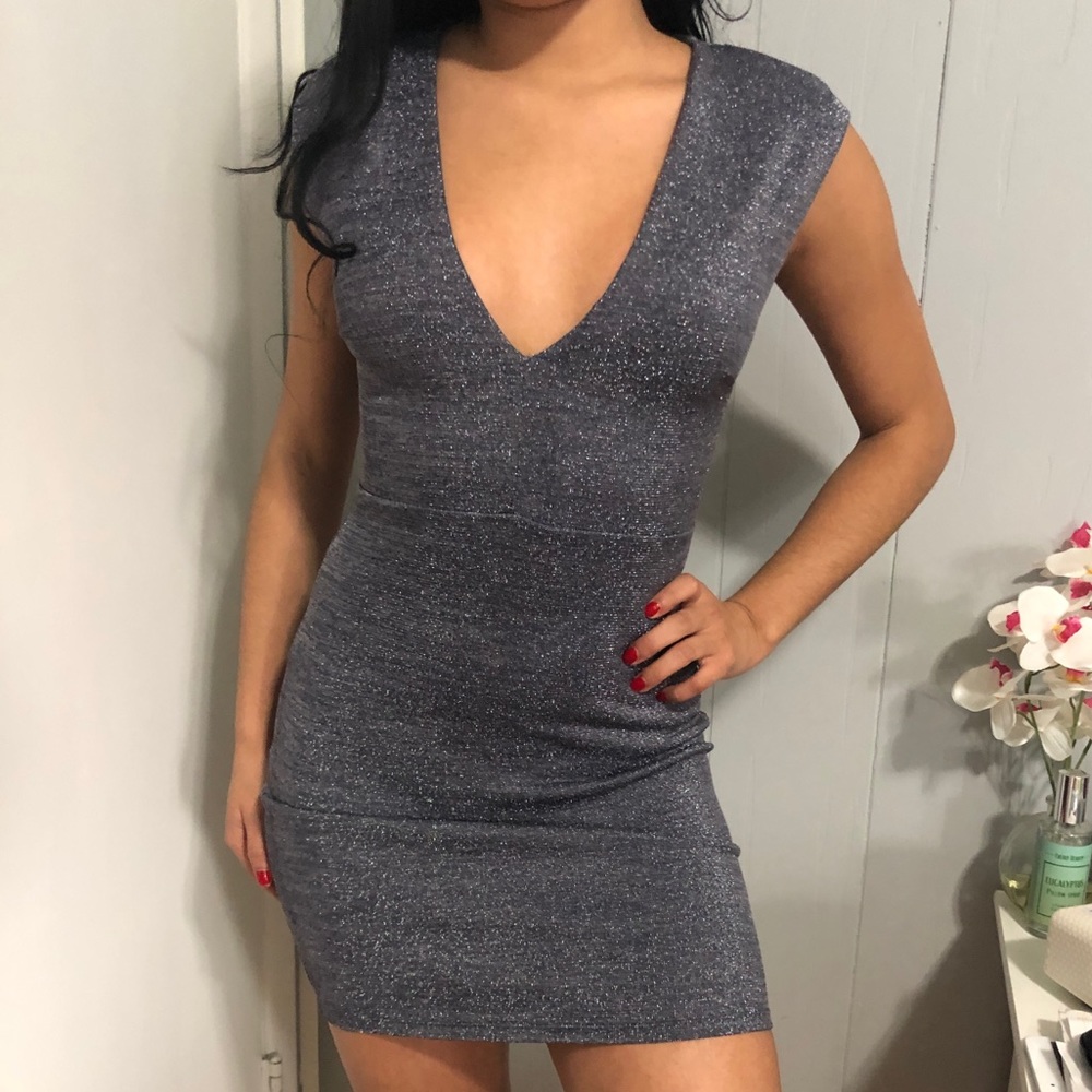 Body-con dress